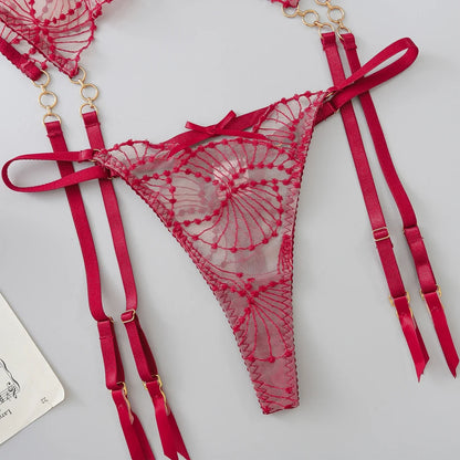 Élysée Lace Suspender Lingerie Set