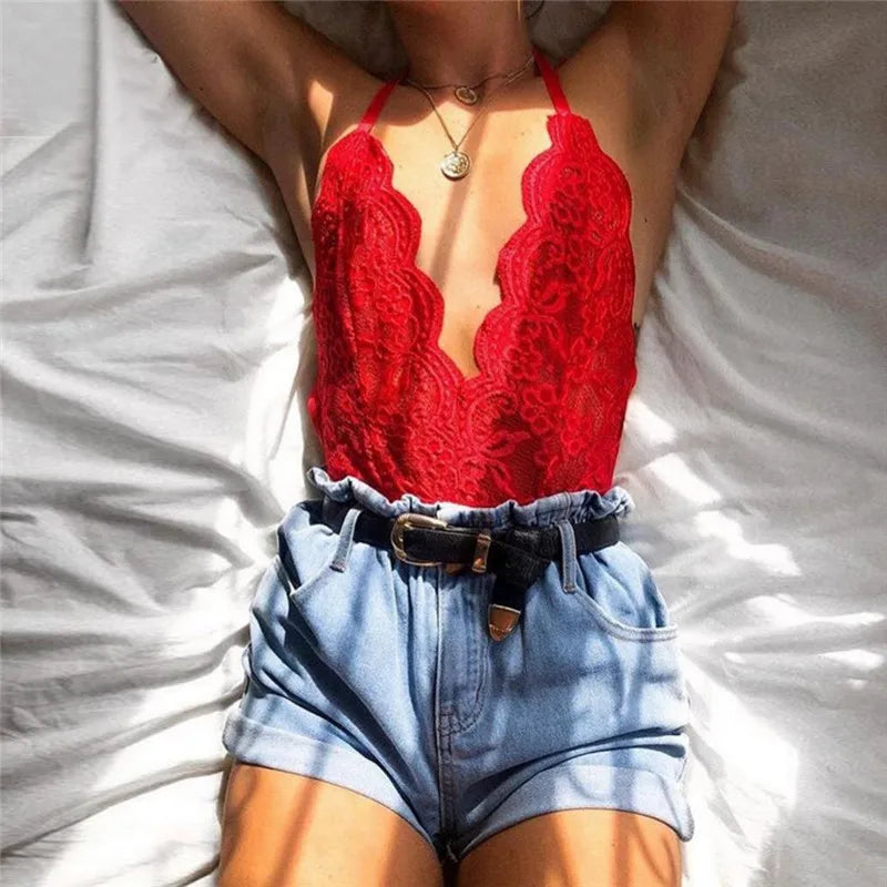 Véla Lace Backless Bodysuit