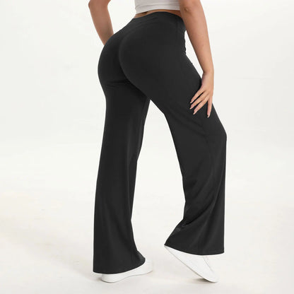Aria Flared Yoga Pants in Midnight Black
